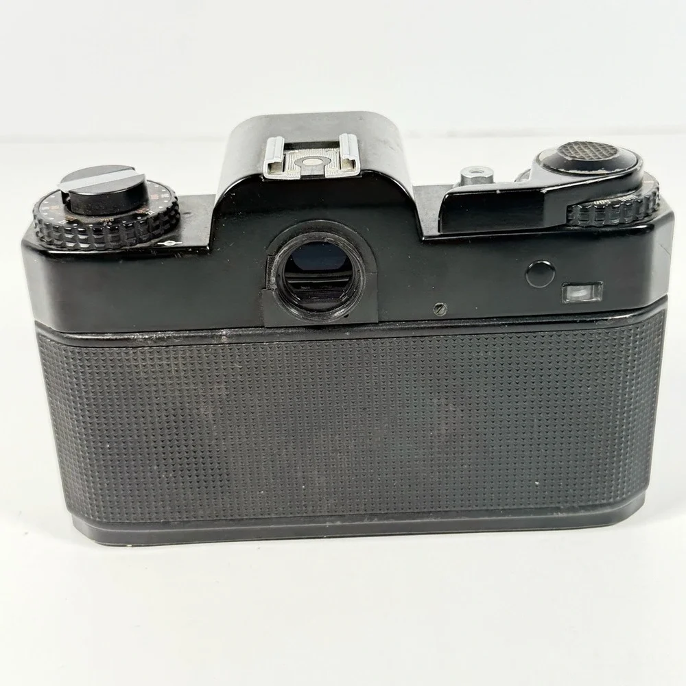 Rolleiflex SL35 M 35mm SLR Camera Body Only Made in Singapore Untested